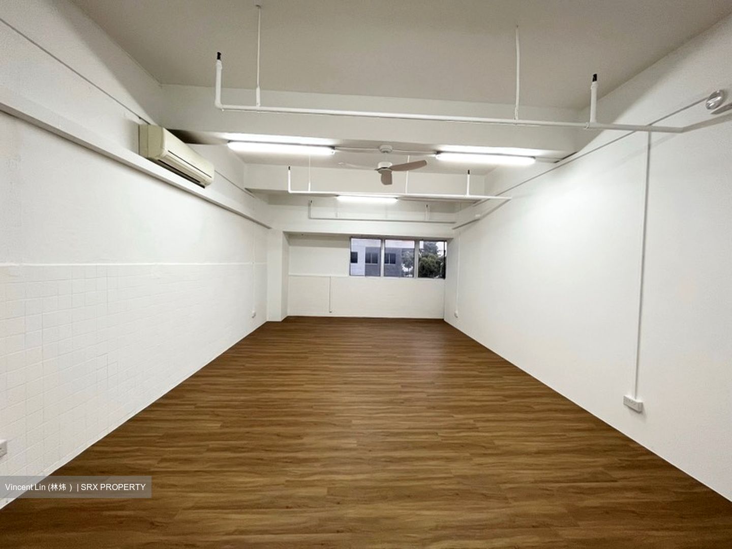 Yi Guang Factory Building (D14), Warehouse #616425471